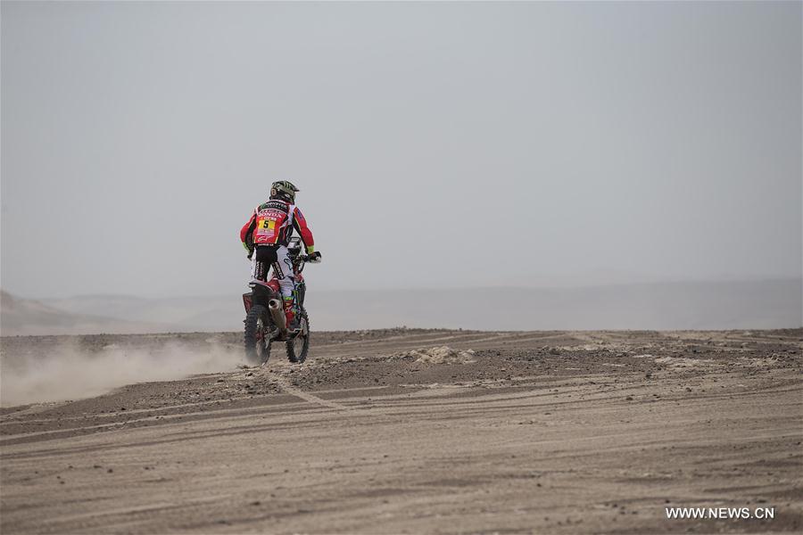 (SP)PERU-PISCO-DAKAR RALLY-STAGE 2