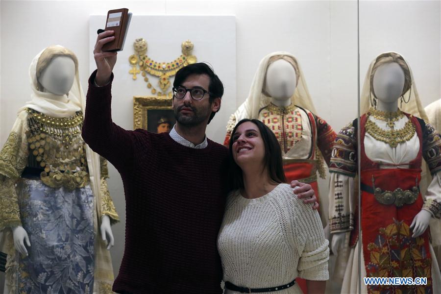 GREECE-ATHENS-MUSEUM-TAKING SELFIES