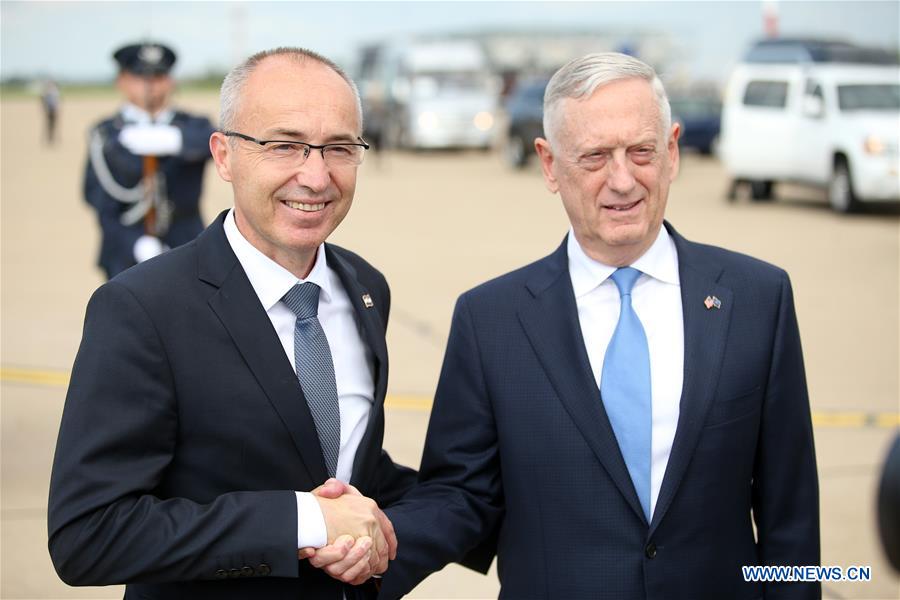 CROATIA-ZAGREB-U.S.-DEFENSE SECRETARY-VISIT