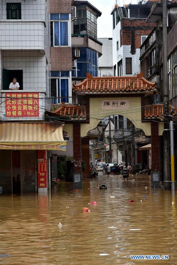 CHINA-GUANGDONG-TYPHOON MANGKHUT-FLOOD (CN)