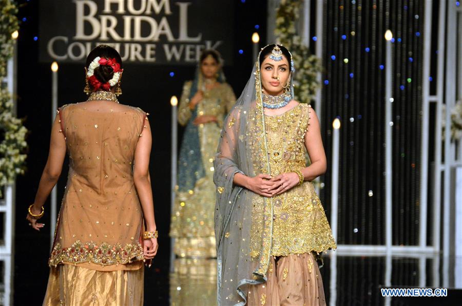 PAKISTAN-LAHORE-FASHION WEEK