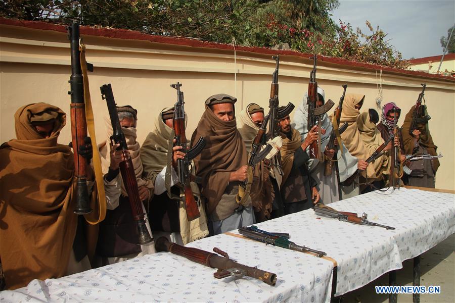 AFGHANISTAN-NANGARHAR-SURRENDER CEREMONY-MILITANTS