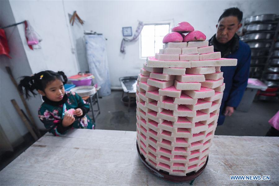 CHINA-ZHEJIANG-HUZHOU-SPRING FESTIVAL-TRADITIONAL SNACK (CN)