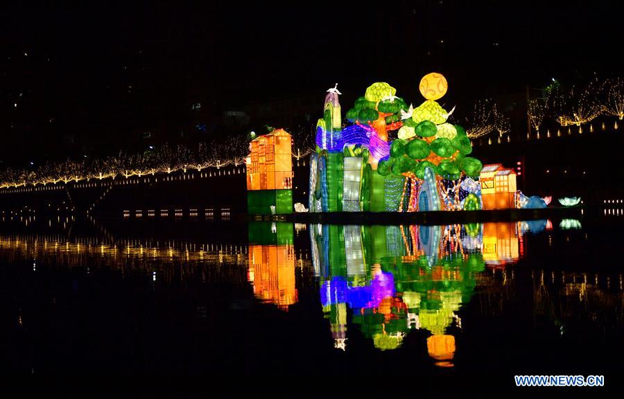 #CHINA-HUBEI-SPRING FESTIVAL-LANTERNS (CN)