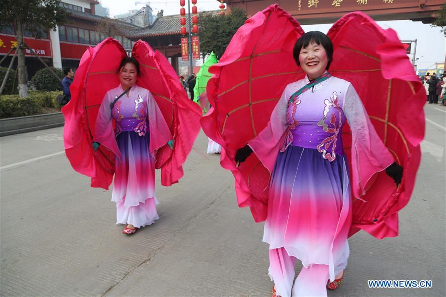 #CHINA-SPRING FESTIVAL-FOLK CUSTOM (CN)