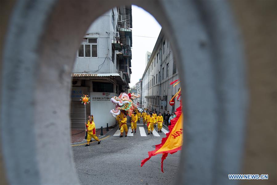 CHINA-MACAO-SPRING FESTIVAL-CELEBRATION-DRAGON DANCE (CN)