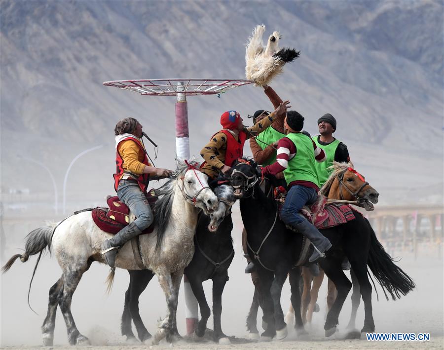 XINHUA PHOTOS OF THE DAY