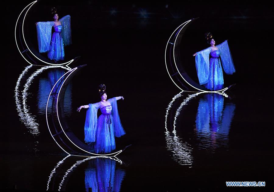 CHINA-CHONGQING-PERFORMANCE "RETURN TO THE THREE GORGES" (CN)