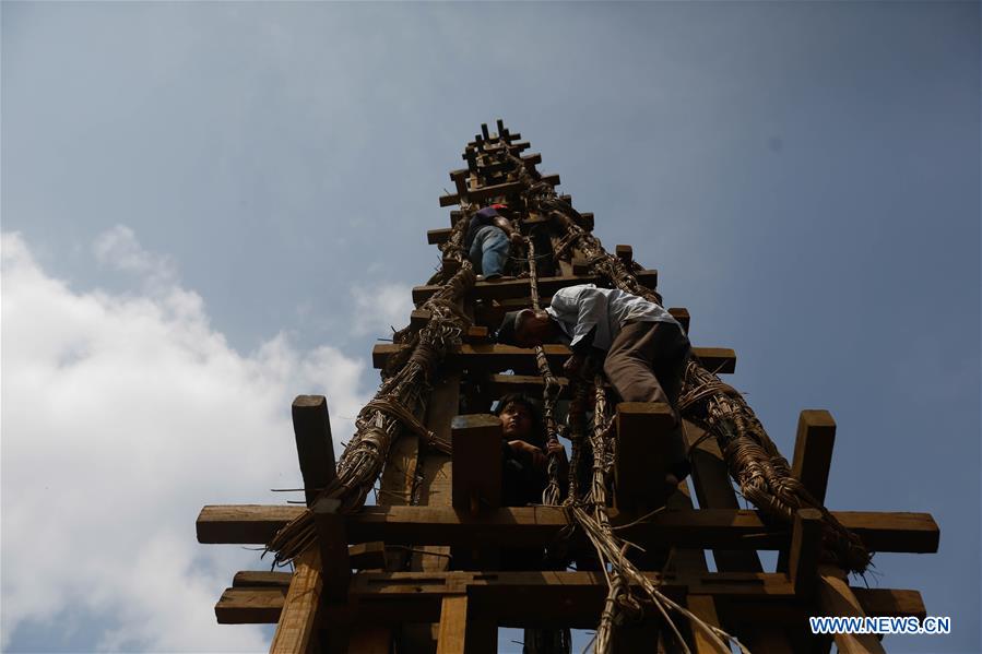 NEPAL-KATHMANDU-FESTIVAL-SETO MACHHENDRANATH-PREPARATION