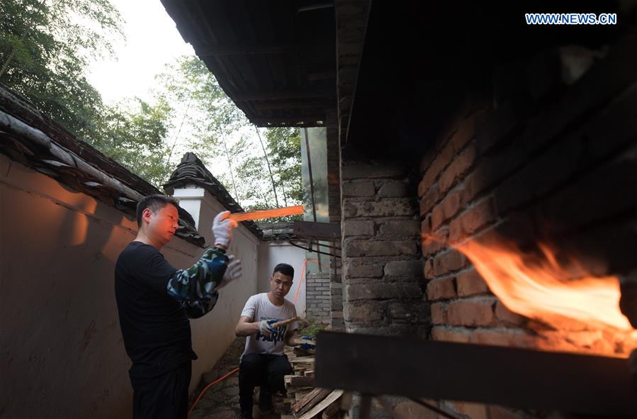 CHINA-ZHEJIANG-LONGQUAN-CELADON MAKER (CN)