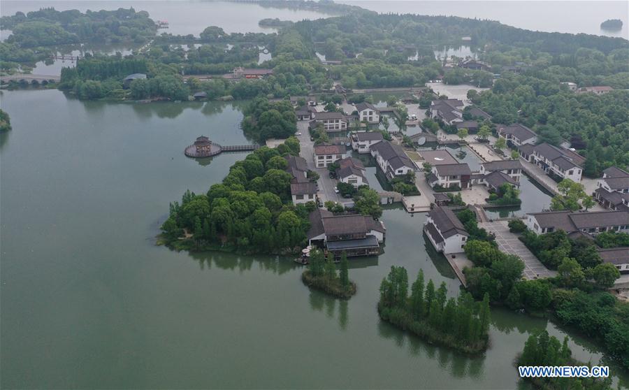 CHINA-JIANGSU-CHANGSHU-SHANGHU LAKE-SCENERY (CN)