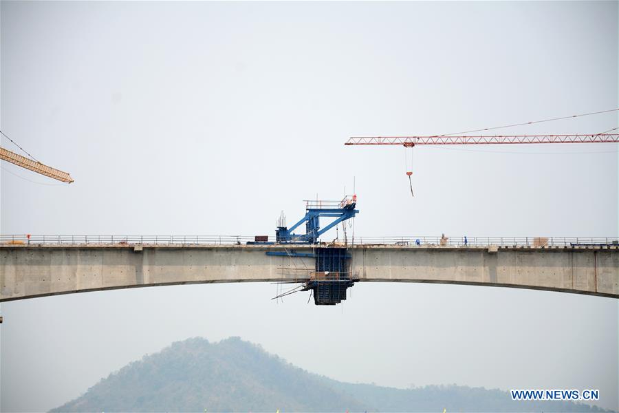 LAOS-CHINA-RAILWAY-BRIDGE-SPAN