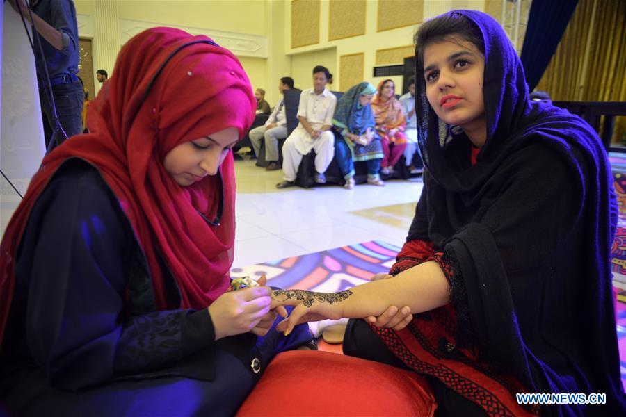 PAKISTAN-PESHAWAR-EID AL-FITR-HENNA