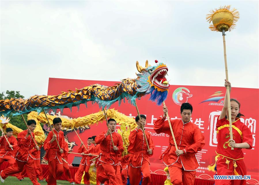 CHINA-DRAGON BOAT FESTIVAL-FOLK CUSTOMS (CN)