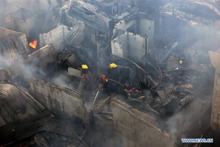 PHILIPPINES-QUEZON-SLUM AREA-FIRE