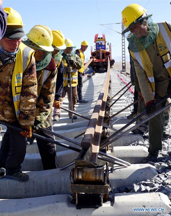 #CHINA-GANSU-JIUQUAN-RAILWAY-TRACK LAYING (CN)