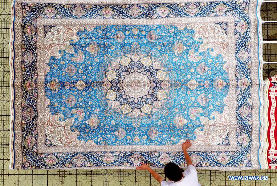 CHINA-HENAN-NANZHAO-PERSIAN CARPETS (CN)