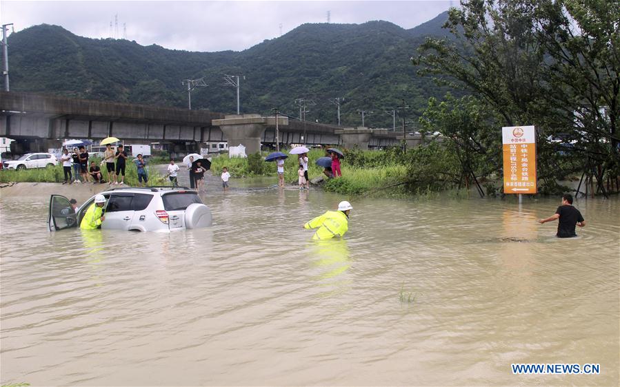 #CHINA-ZHEJIANG-TYPHOON LEKIMA-RESCUE (CN)