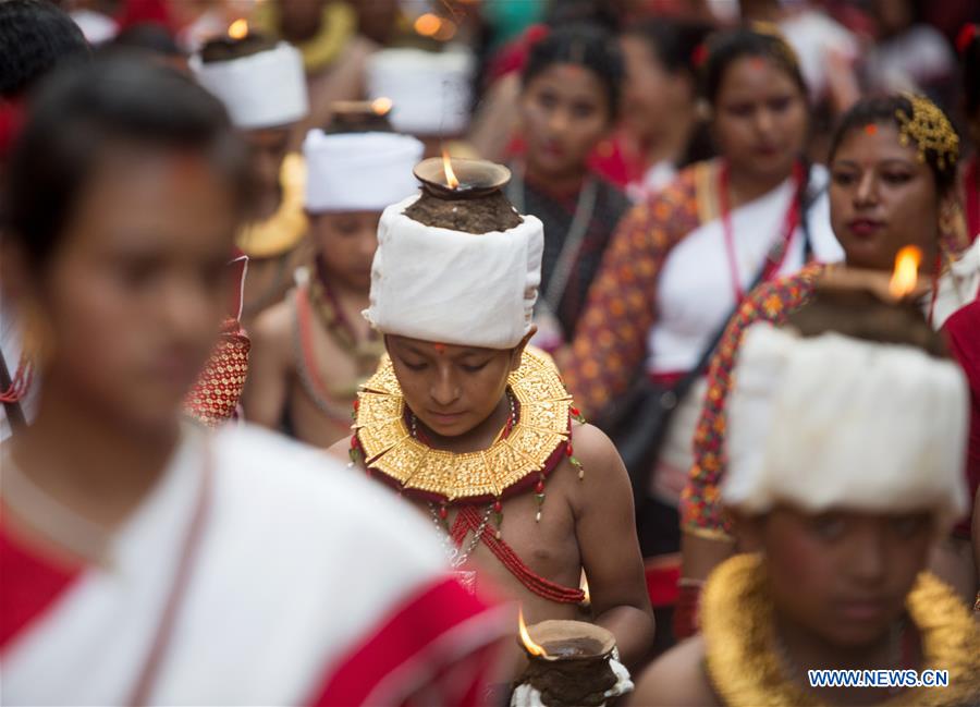 NEPAL-BHAKTAPUR-FESTIVAL