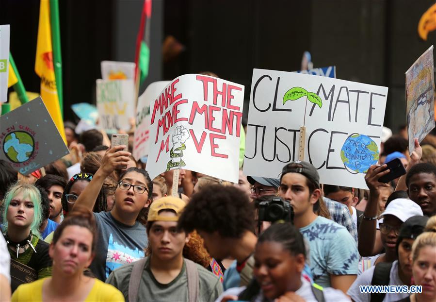 U.S.-CHICAGO-CLIMATE CHANGE-STRIKE