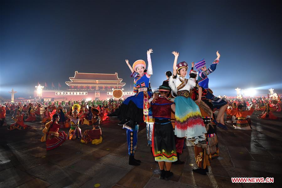 (PRC70Years)CHINA-BEIJING-NATIONAL DAY-CELEBRATIONS-EVENING GALA (CN)