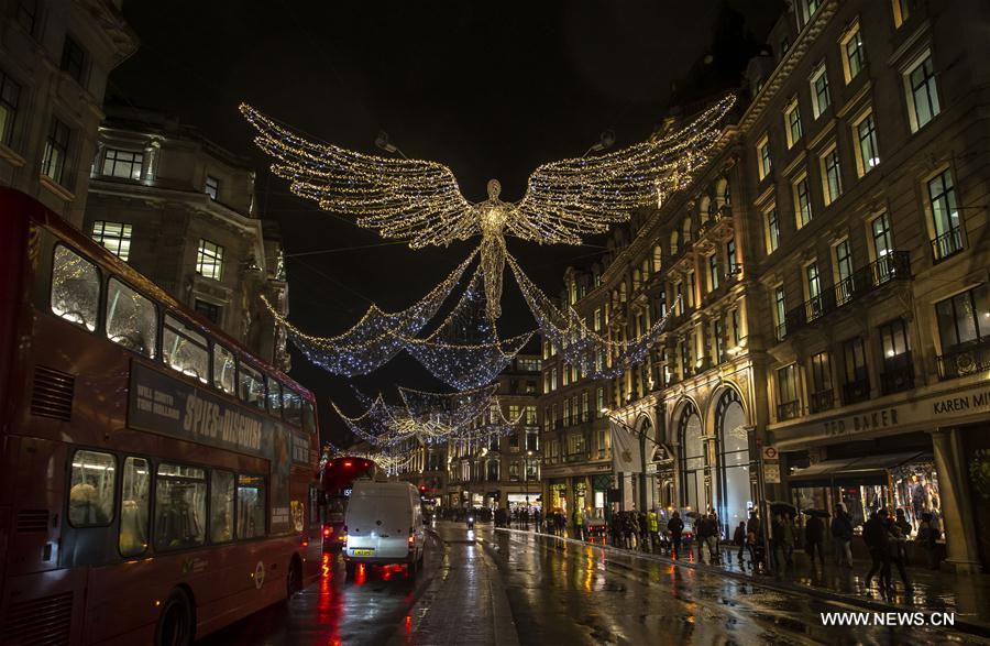 BRITAIN-LONDON-LIGHT-FESTIVE VIBES