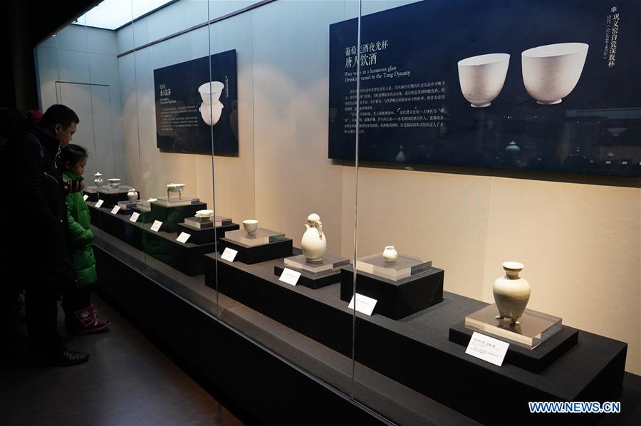 CHINA-SHAANXI-XI'AN-WHITE PORCELAIN-EXHIBITION (CN)