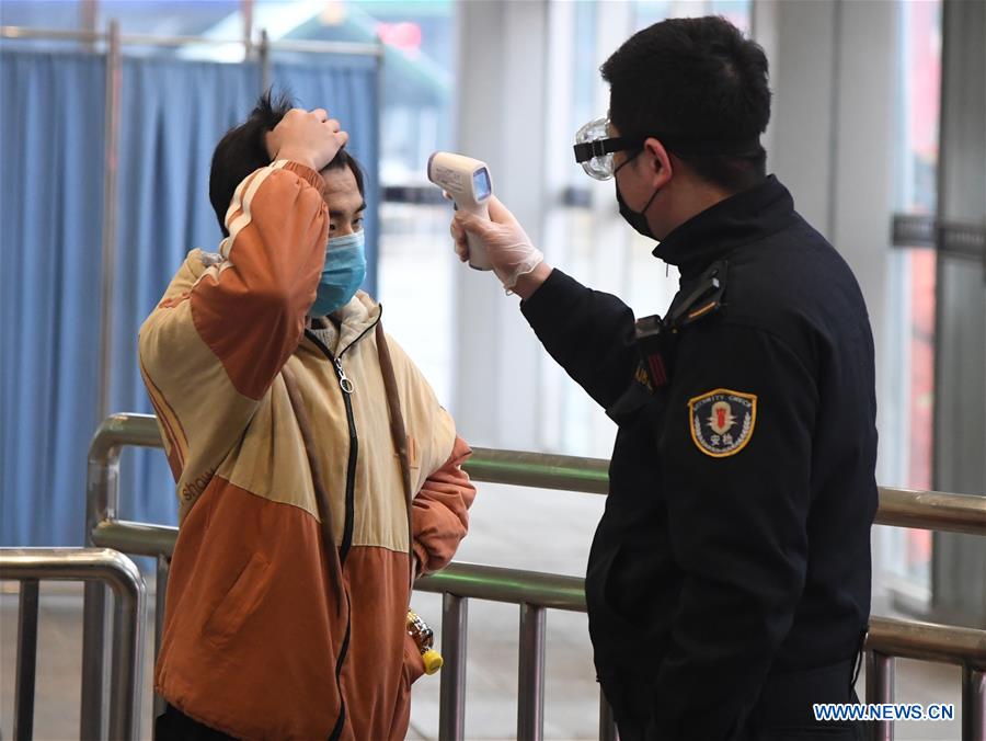 CHINA-BEIJING-CORONAVIRUS-PREVENTION AND CONTROL-RAILWAY STATION(CN)