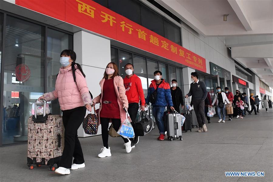 CHINA-GUANGXI-BAISE-CUSTOMIZED TRAIN-BACK TO WORK (CN)