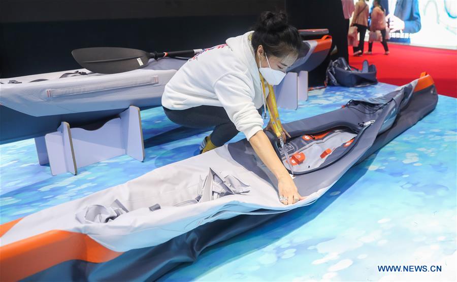 CHINA-SHANGHAI-CIIE-FOLDABLE KAYAK (CN)