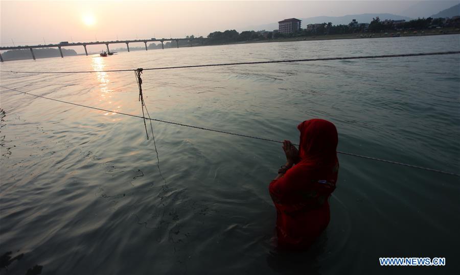 NEPAL-CHITWAN-CHHATH FESTIVAL