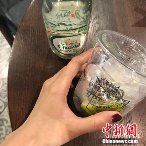 奶茶的种类已经不再限制于“奶 茶”。来源：受访者供图。