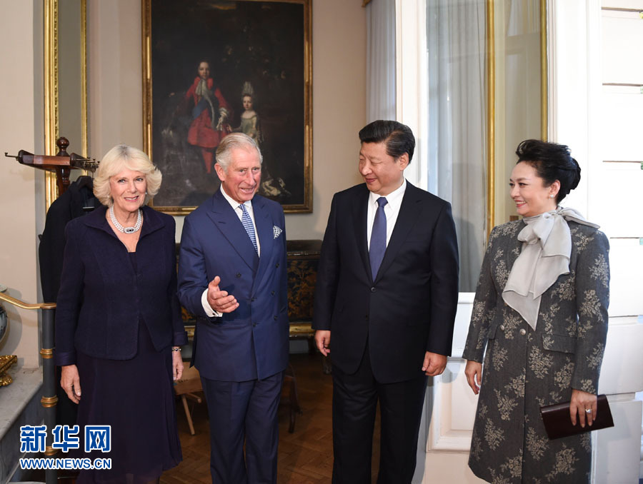 10月20日，国家主席习近平和夫人彭丽媛在伦敦会见英国查尔斯王储夫妇。 新华社记者 谢环驰 摄