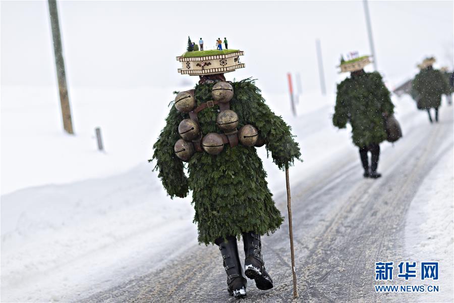 （國際）（5）瑞士山村牛鈴聲里慶新年