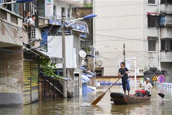 洪水来时，那暖心的民间救援